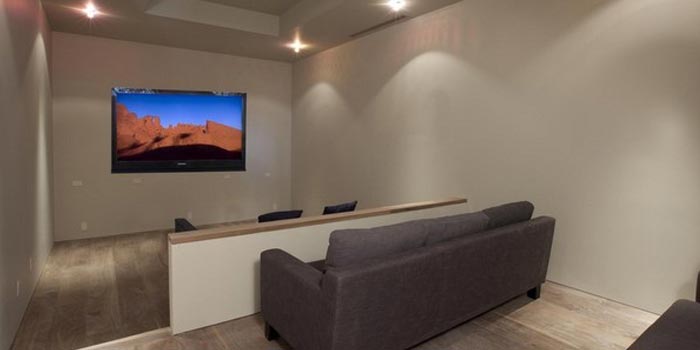 Multi-tier home cinema